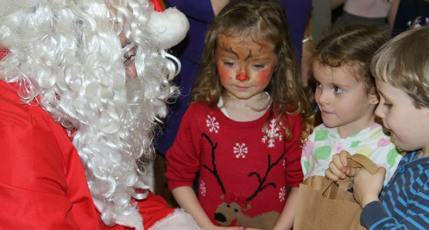 Children see Santa at West Durrington Phoenix Group